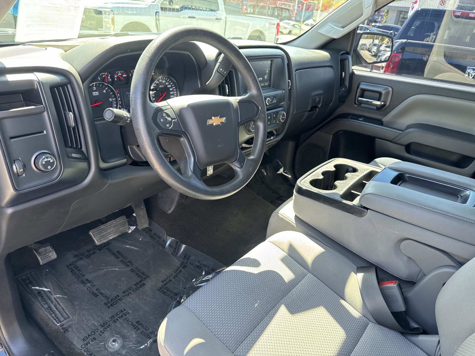 Used 2018 Chevrolet Silverado 1500 Custom w/ Custom Value Package RWD image 14