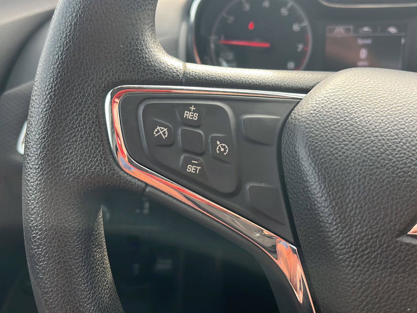 Used 2019 Chevrolet Cruze LT w/ Convenience Package image 13