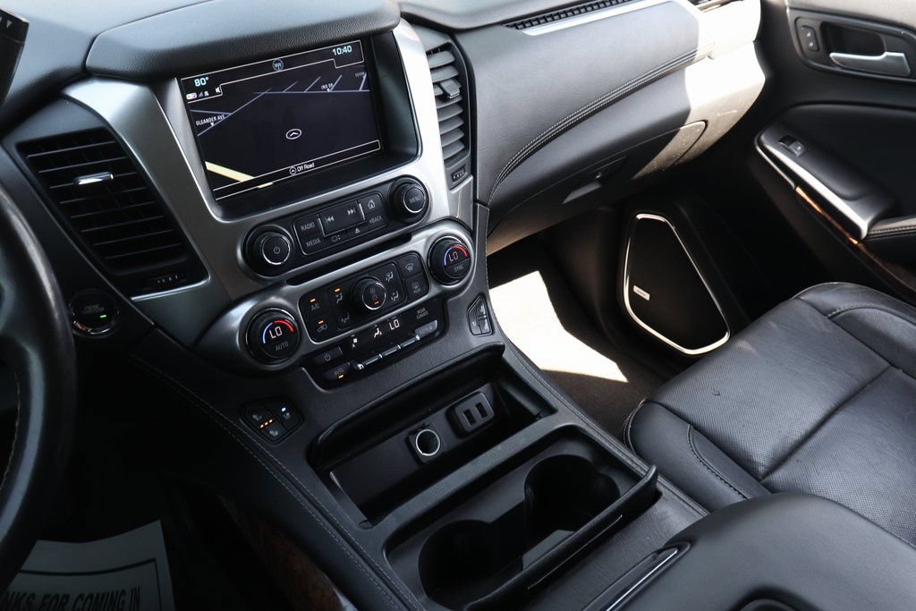 Used 2020 Chevrolet Suburban Premier RWD image 32