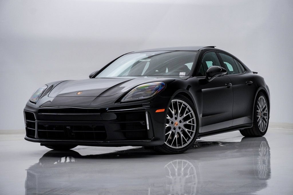 New 2026 Porsche Panamera 4 AWD/4WD image 1