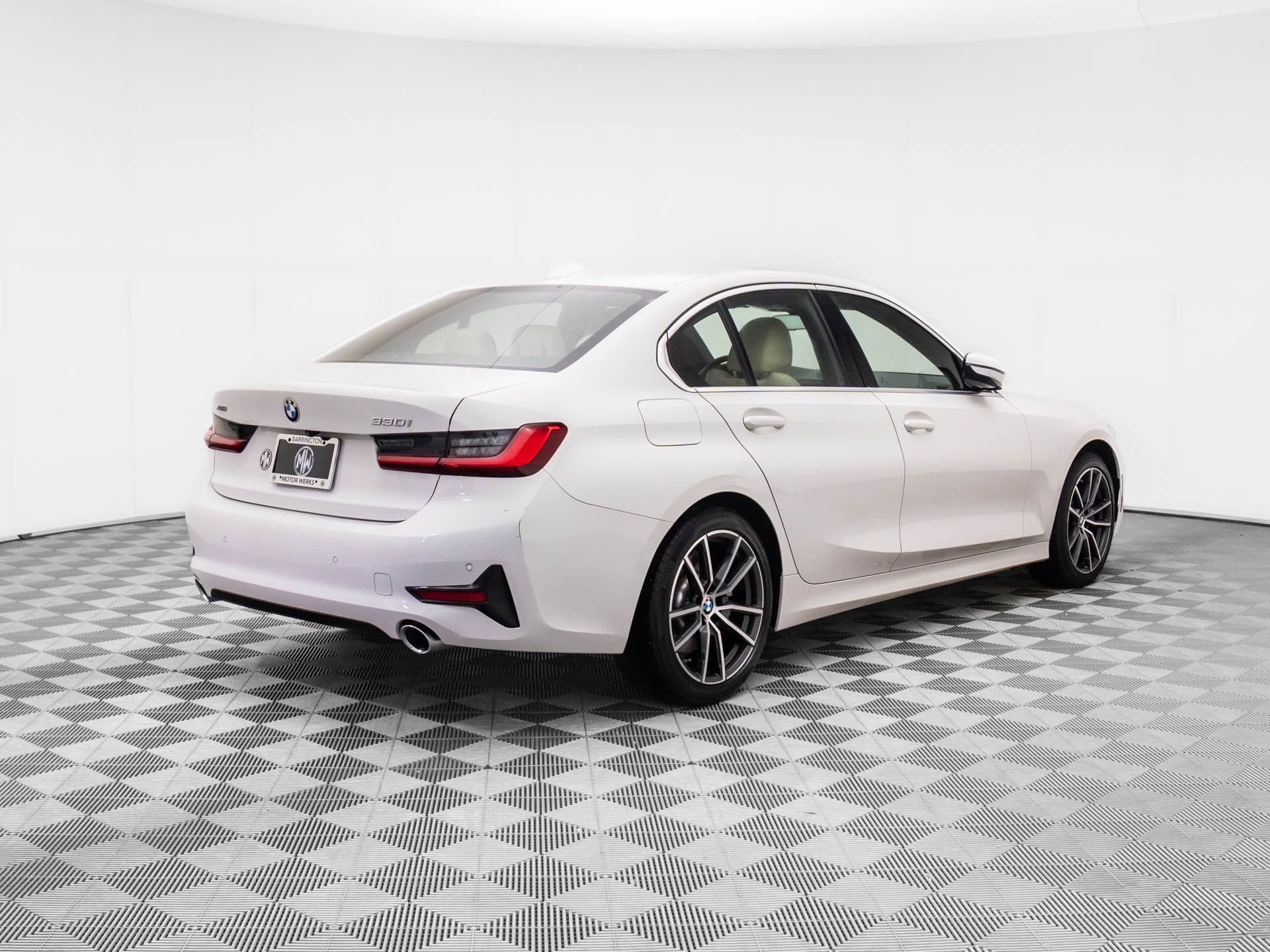Used 2019 BMW 330i xDrive Sedan w/ Convenience Package image 6