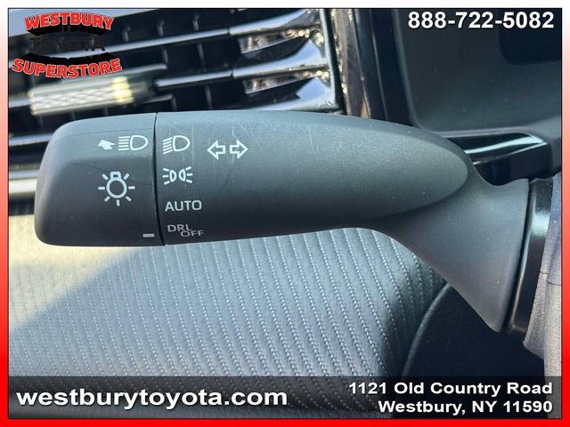Used 2026 Toyota Camry SE w/ Convenience Package FWD image 25