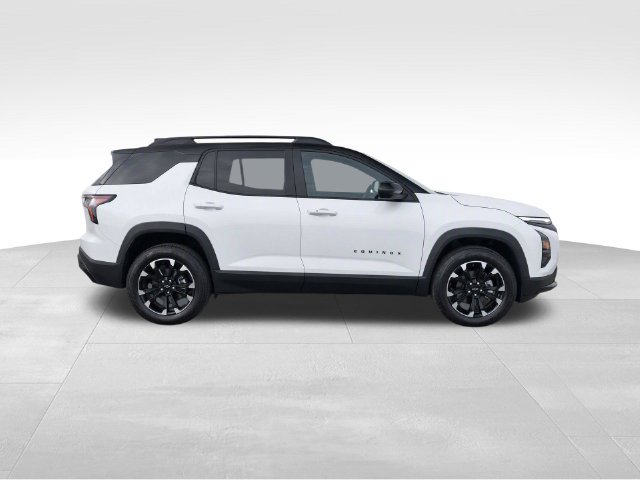 New 2027 Chevrolet Equinox RS w/ Convenience Package III FWD image 3