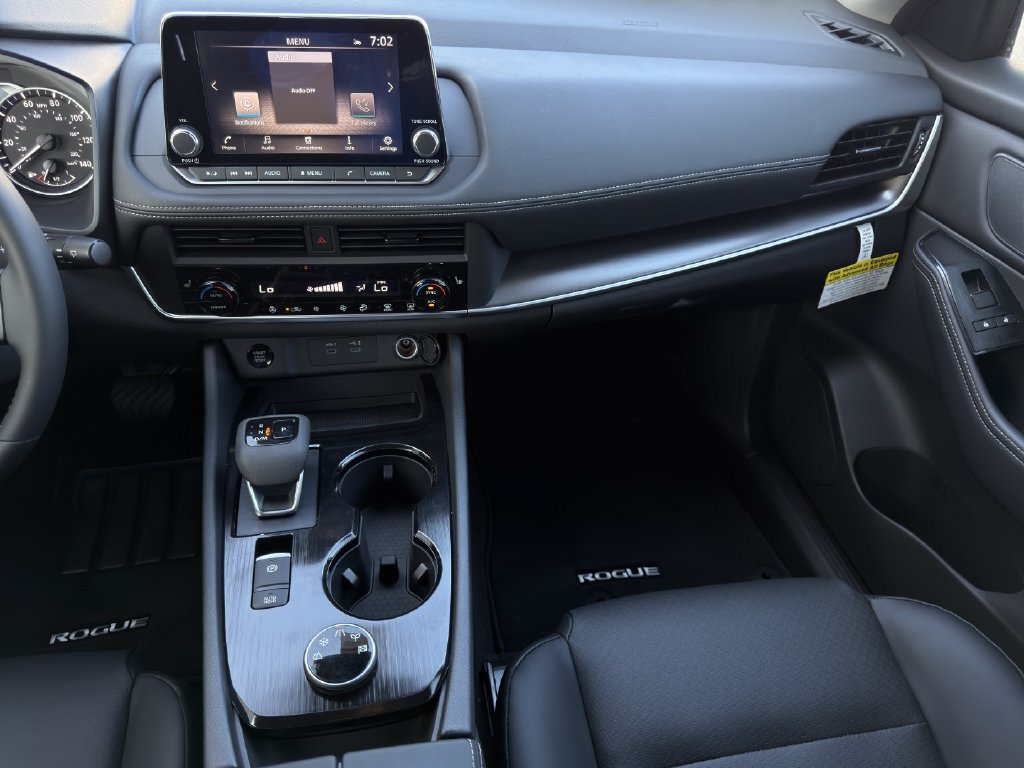 New 2026 Nissan Rogue Dark Armor AWD/4WD image 12
