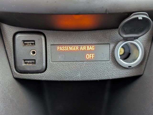 Used 2022 Chevrolet Trax LT w/ LT Convenience Package image 25