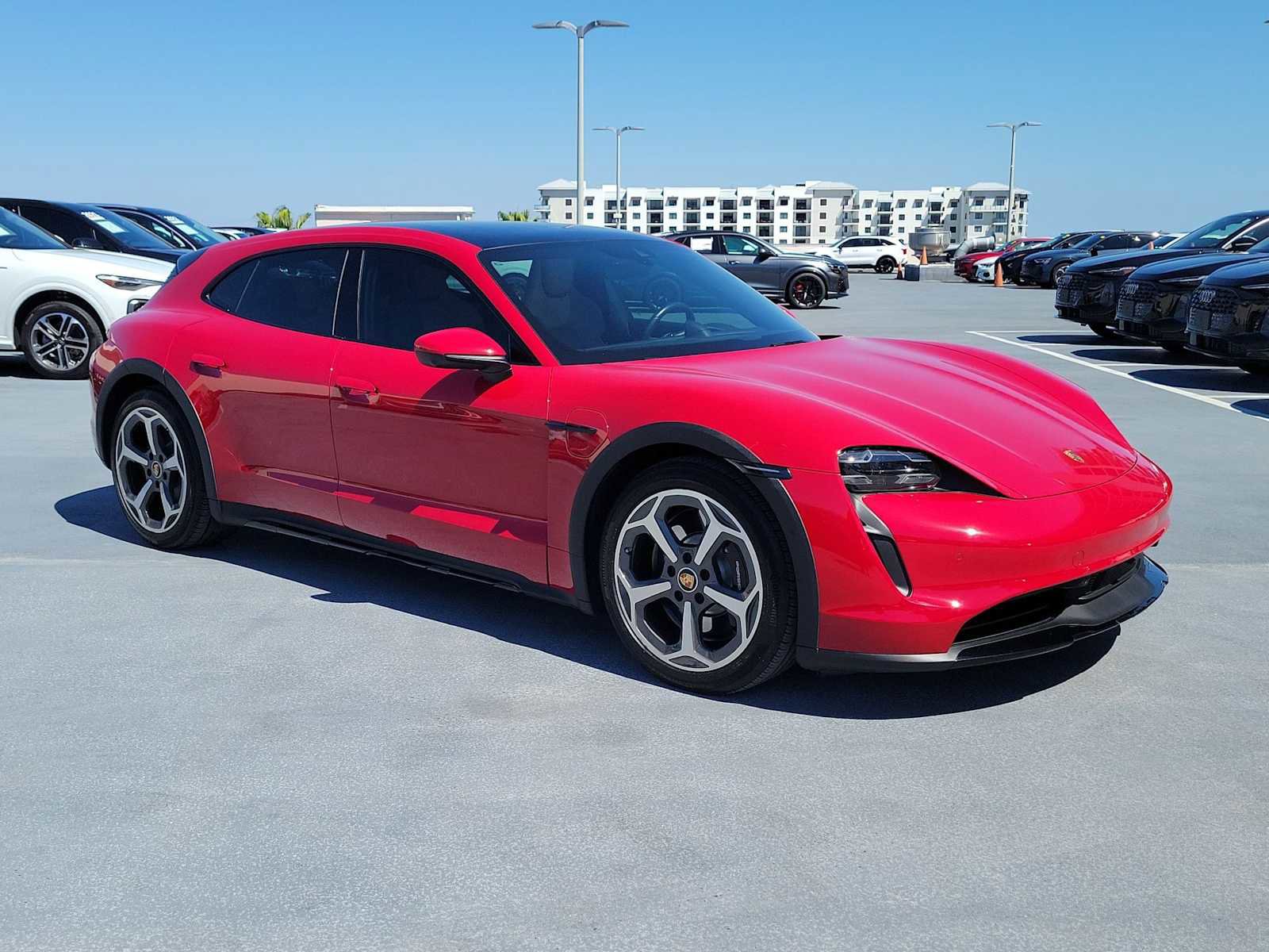 Used 2021 Porsche Taycan 4S image 8