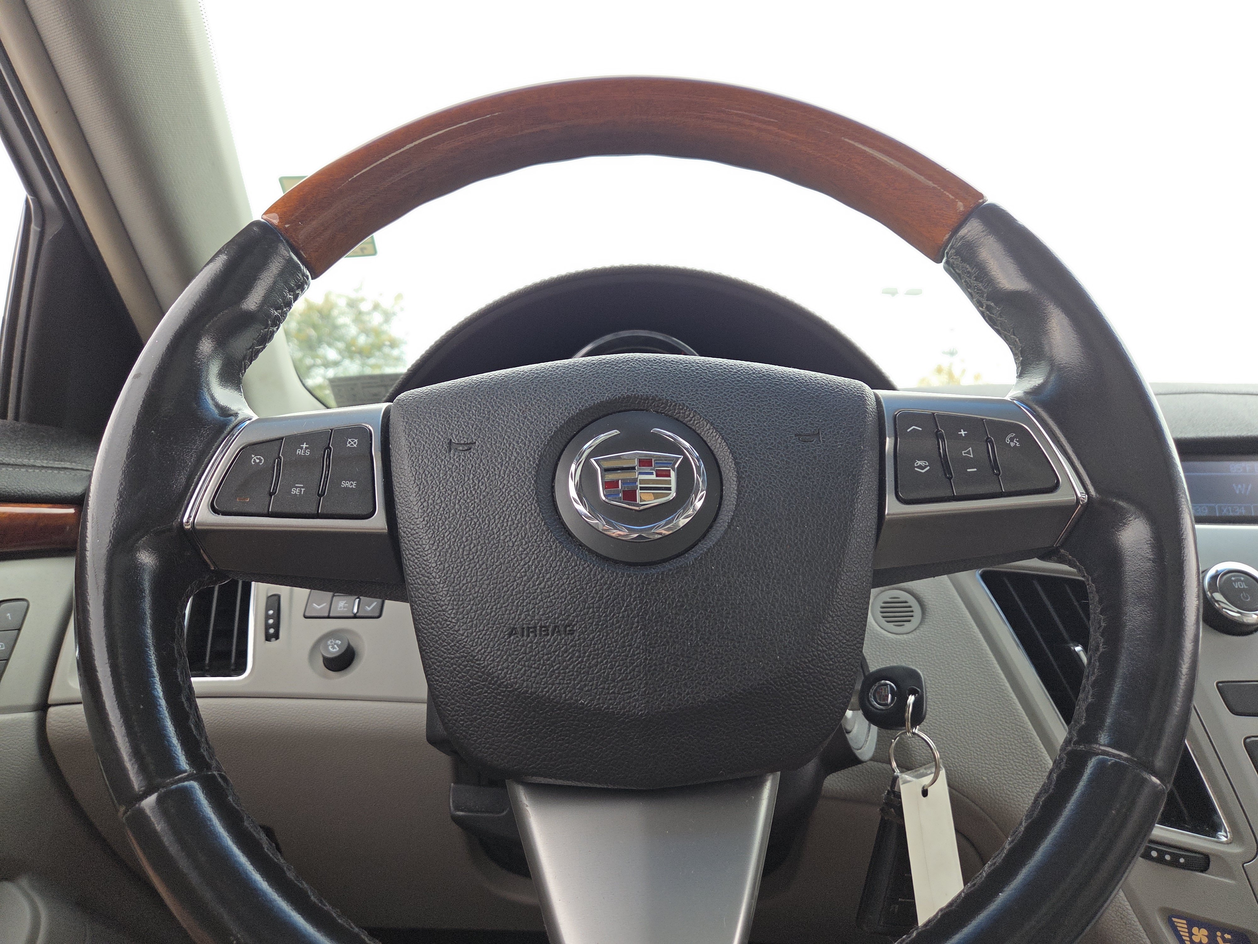 Used 2011 Cadillac CTS Luxury AWD/4WD image 14