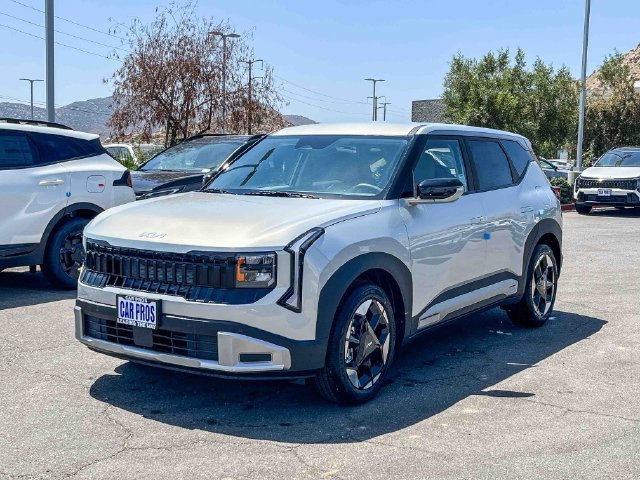 New 2027 Kia Seltos EX FWD image 4