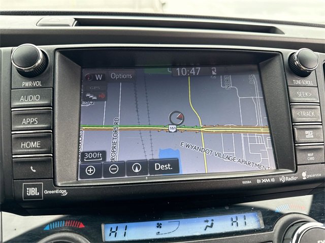 Used 2017 Toyota RAV4 SE image 18