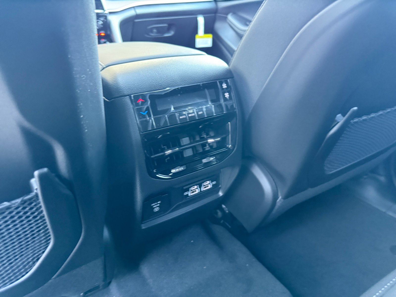 New 2025 Jeep Grand Cherokee L Laredo w/ Luxury Tech Group I image 22