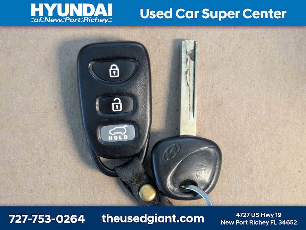Used 2017 Hyundai Elantra GT image 29