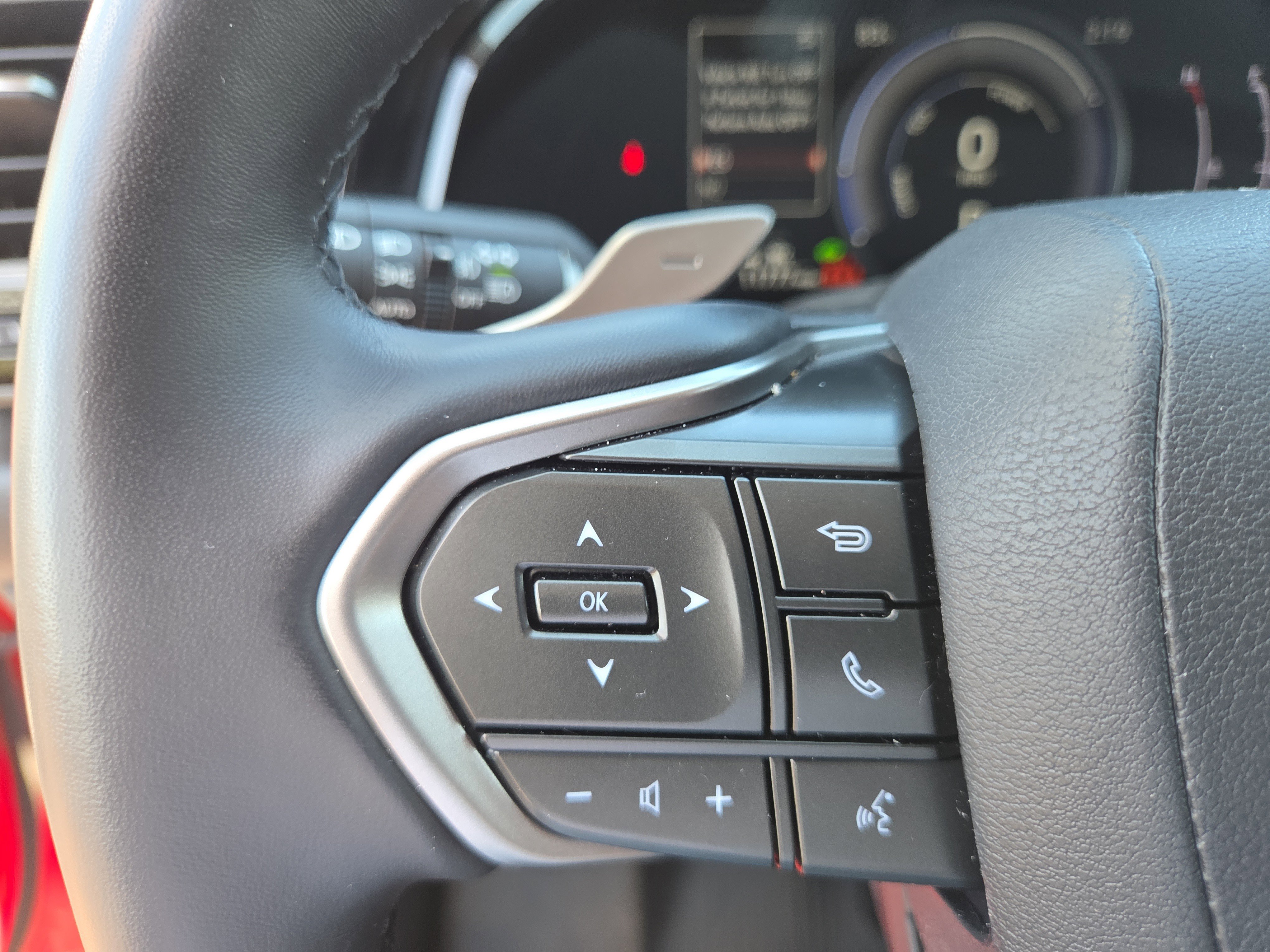 Certified 2025 Lexus NX 350h AWD w/ Accessory Package (2T) image 30