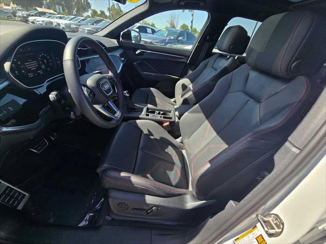 Used 2025 Audi Q3 2.0T Premium Plus w/ Premium Plus Package AWD/4WD image 24