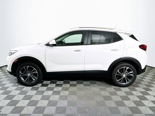 Used 2022 Buick Encore GX Select AWD/4WD image 3