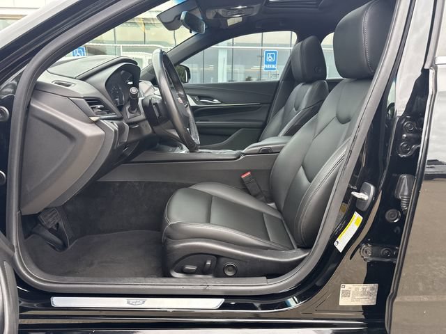 Used 2020 Cadillac CT4 Luxury w/ Sun And Sound Package RWD image 9