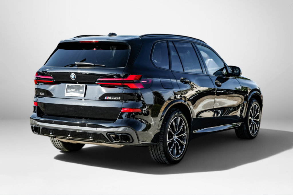 Used 2024 BMW X5 M60i AWD/4WD image 6