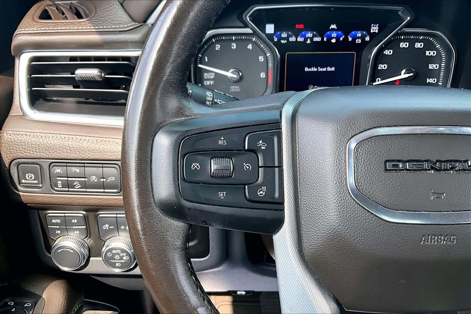 Used 2021 GMC Yukon Denali w/ Denali Premium Package AWD/4WD image 68
