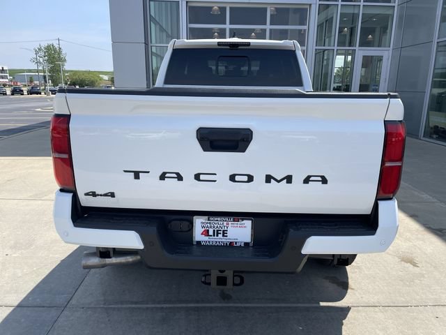 New 2026 Toyota Tacoma TRD Off-Road w/ TRD Off Road Premium Package AWD/4WD image 32
