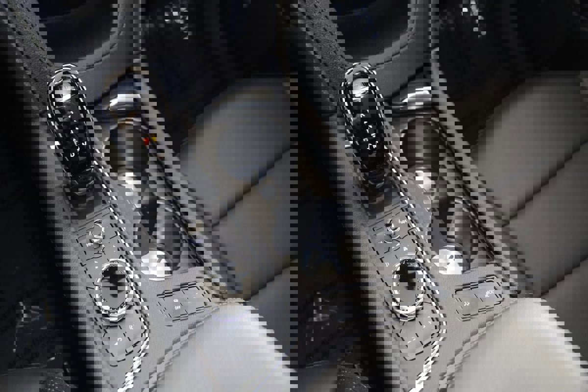 Used 2024 Cadillac XT6 Premium Luxury w/ LPO, Floor Liner Package AWD/4WD image 30