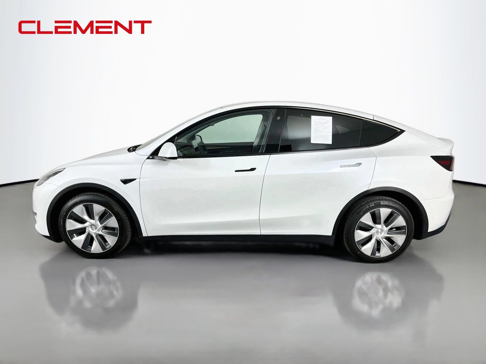 Used 2023 Tesla Model Y Long Range AWD/4WD image 5