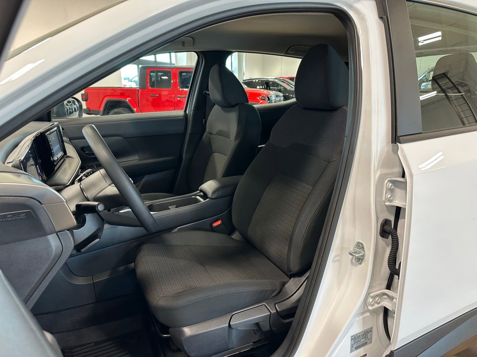 Used 2025 Nissan Kicks S image 12