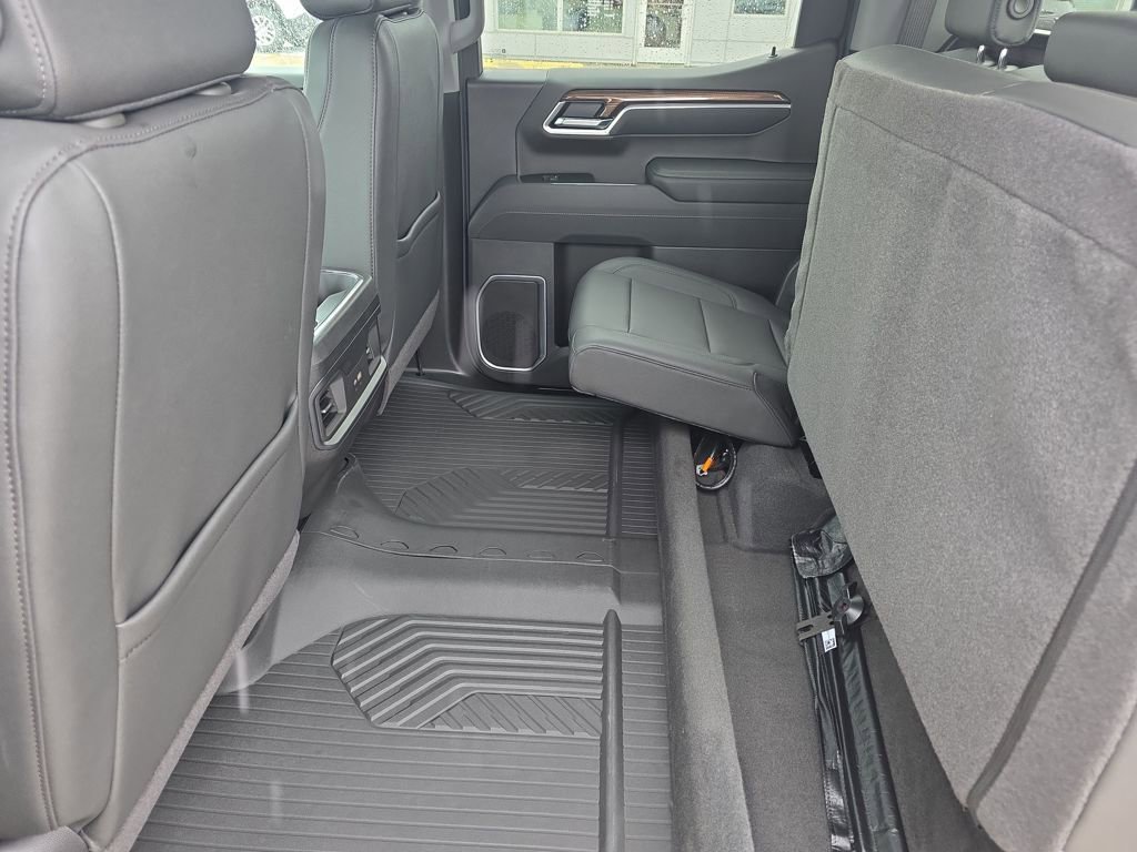 New 2026 Chevrolet Silverado 1500 RST image 32