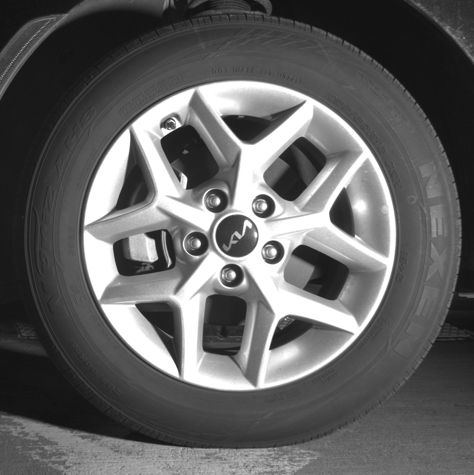 Used 2025 Kia Soul LX w/ LX Technology Package FWD image 12