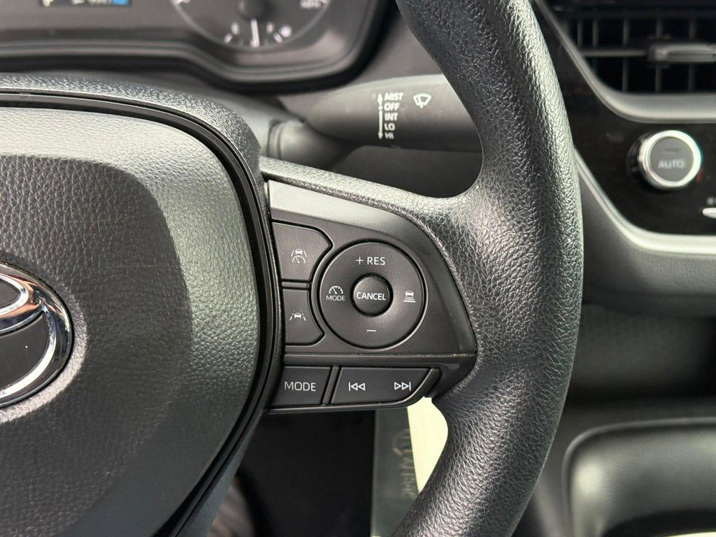 Certified 2024 Toyota Corolla LE image 21