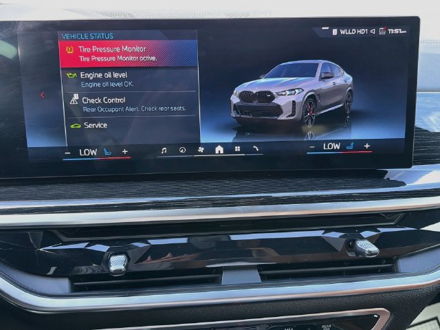 Used 2025 BMW X6 M60i AWD/4WD image 30