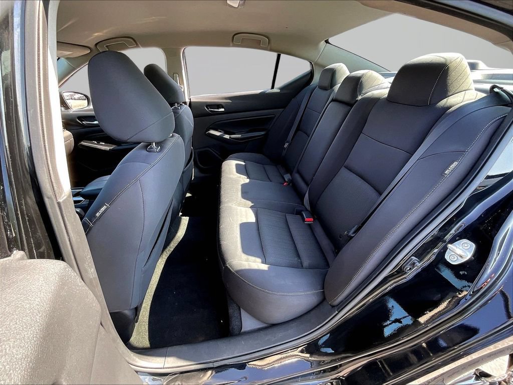 Used 2021 Nissan Altima 2.5 SV FWD image 23