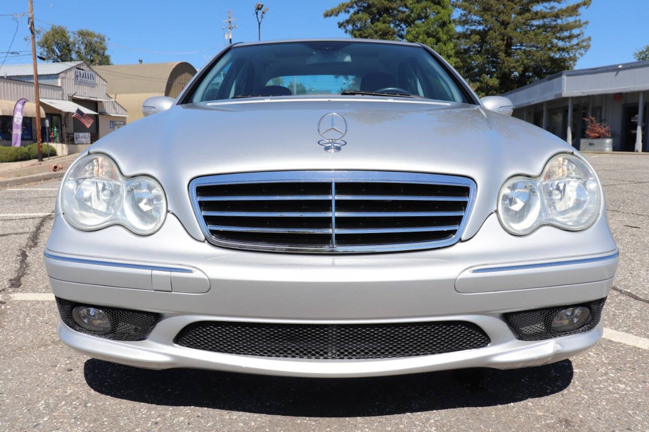 Used 2006 Mercedes-Benz C 230 Sedan image 3