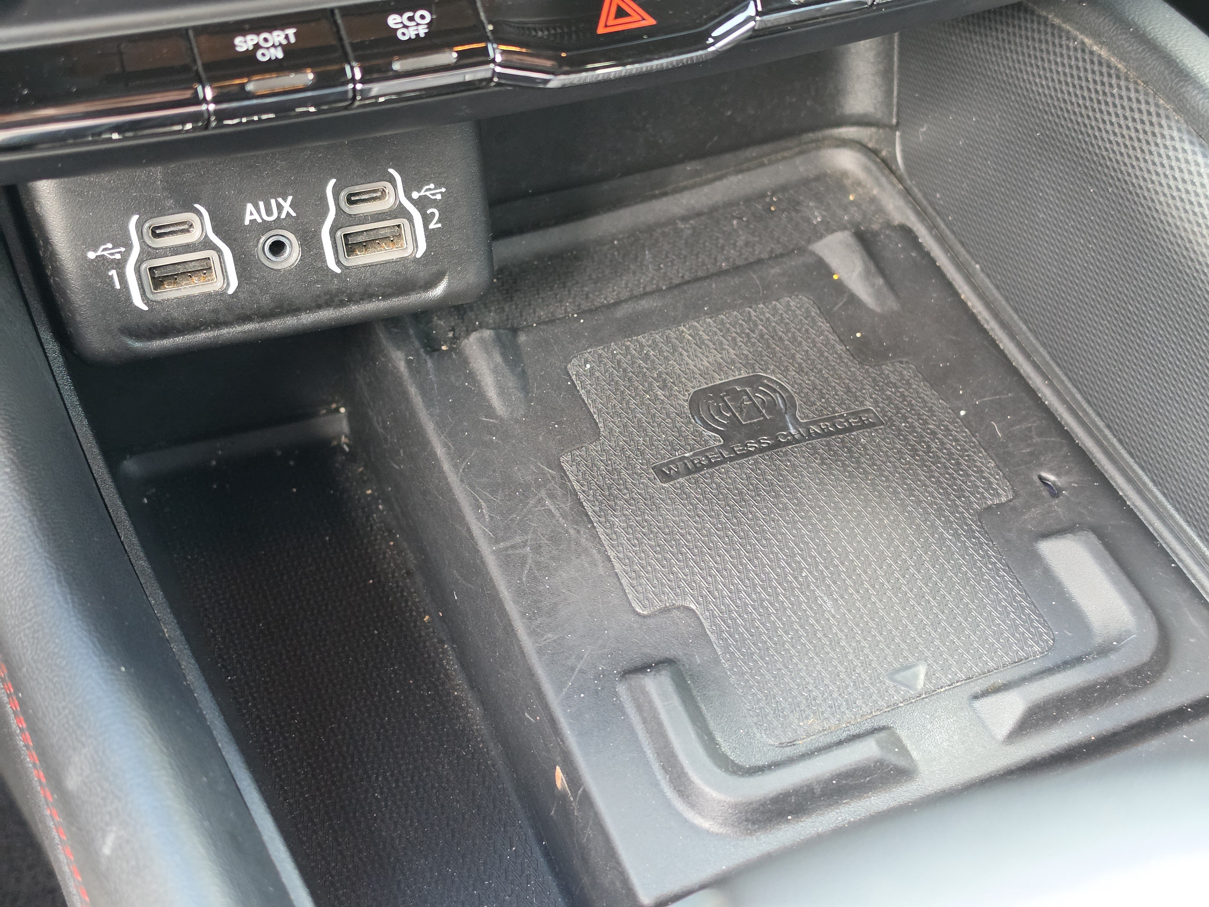 Used 2023 Dodge Durango R/T RWD image 32