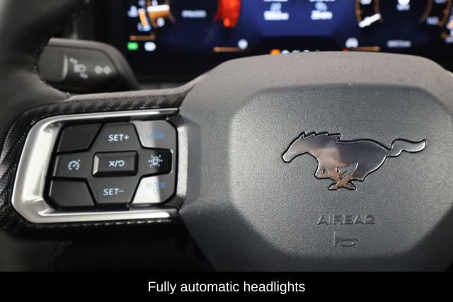 Used 2025 Ford Mustang Coupe RWD image 8
