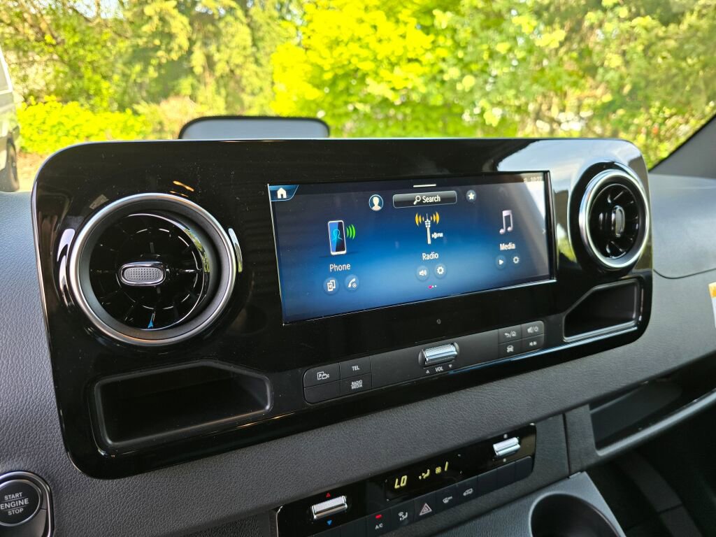 New 2025 Mercedes-Benz Sprinter 2500 image 23