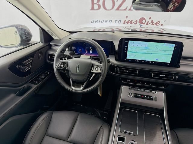 New 2026 Lincoln Aviator 2WD image 25