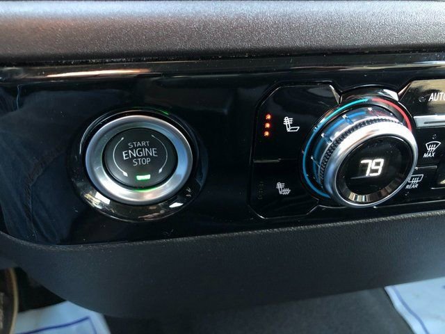 Used 2024 GMC Sierra 1500 SLT image 9