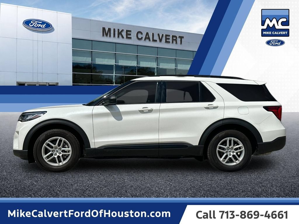 Used 2026 Ford Explorer Active RWD image 2