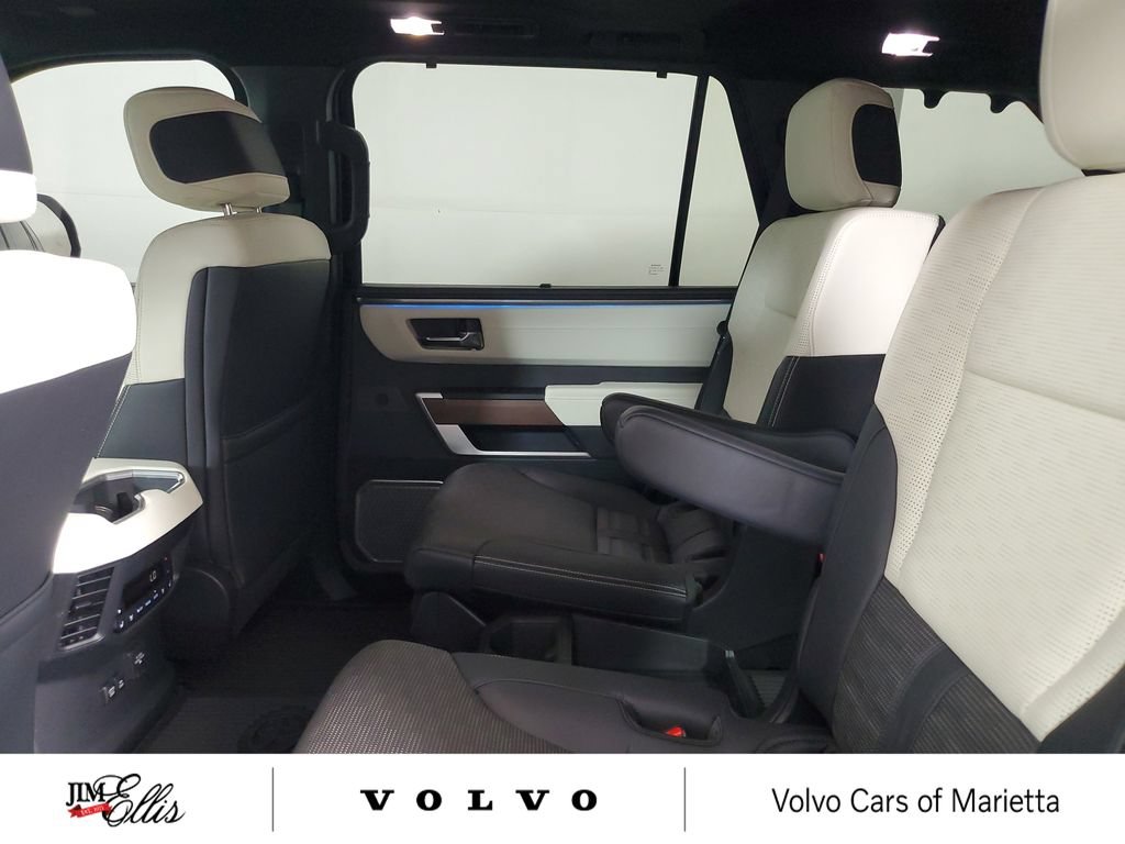 Used 2023 Toyota Sequoia Capstone AWD/4WD image 12