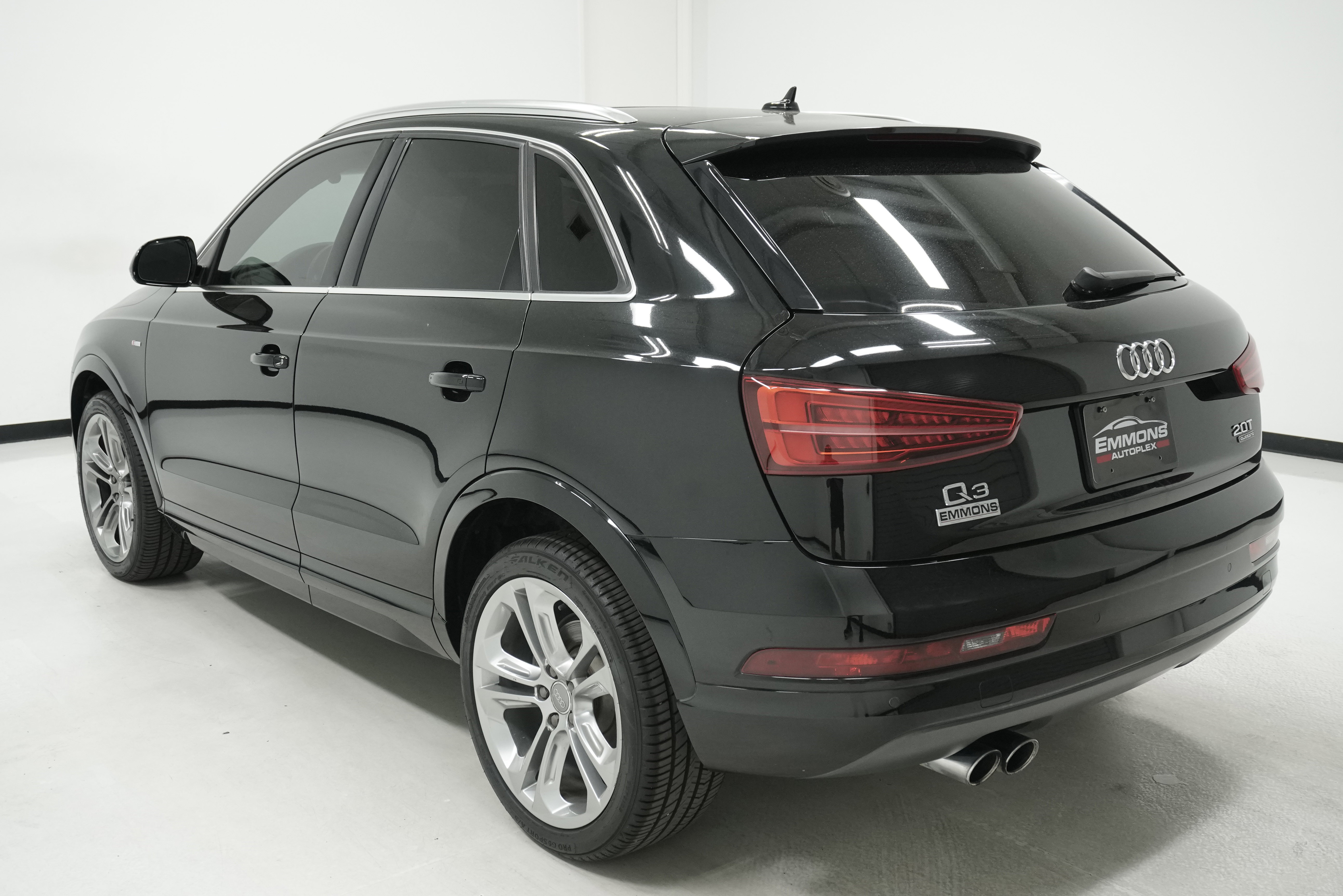 Used 2018 Audi Q3 2.0T Premium Plus w/ Premium Plus Package image 6