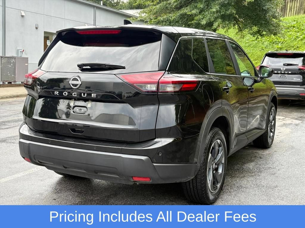 Certified 2025 Nissan Rogue SV FWD image 8