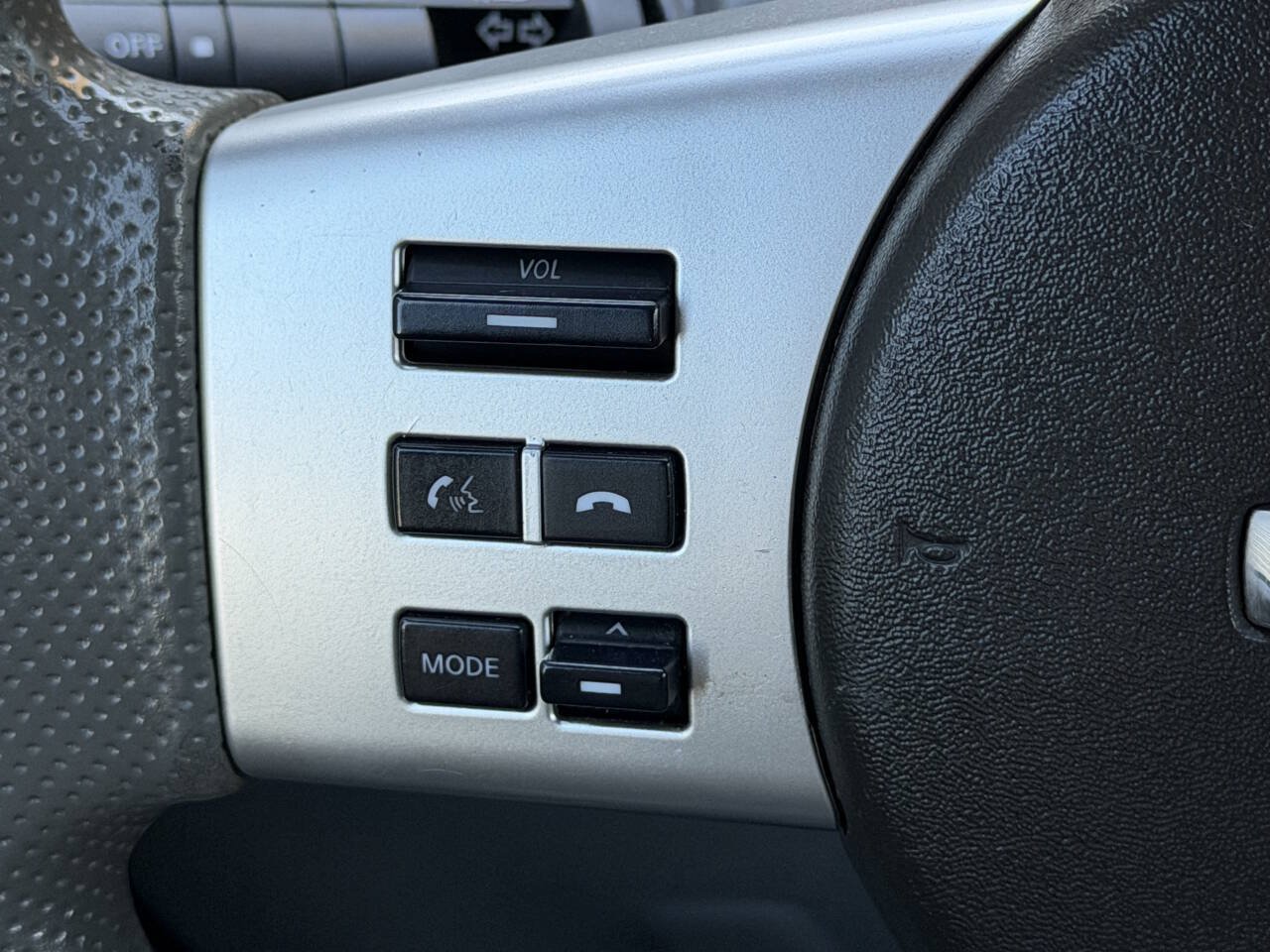 Used 2019 Nissan Frontier SV AWD/4WD image 25