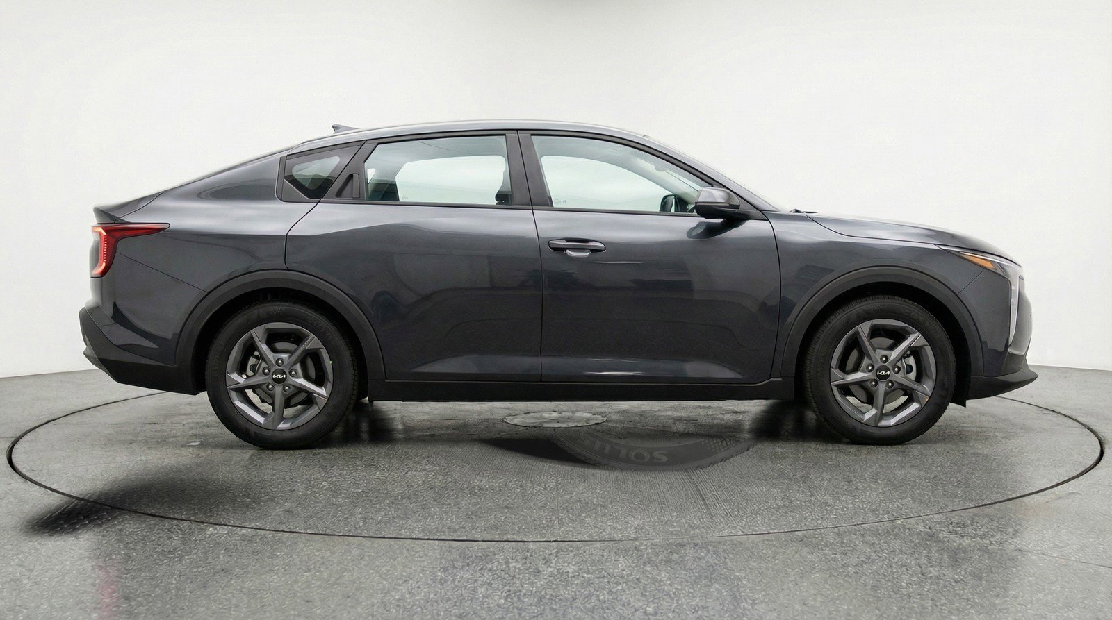 Used 2025 Kia K4 LXS image 11