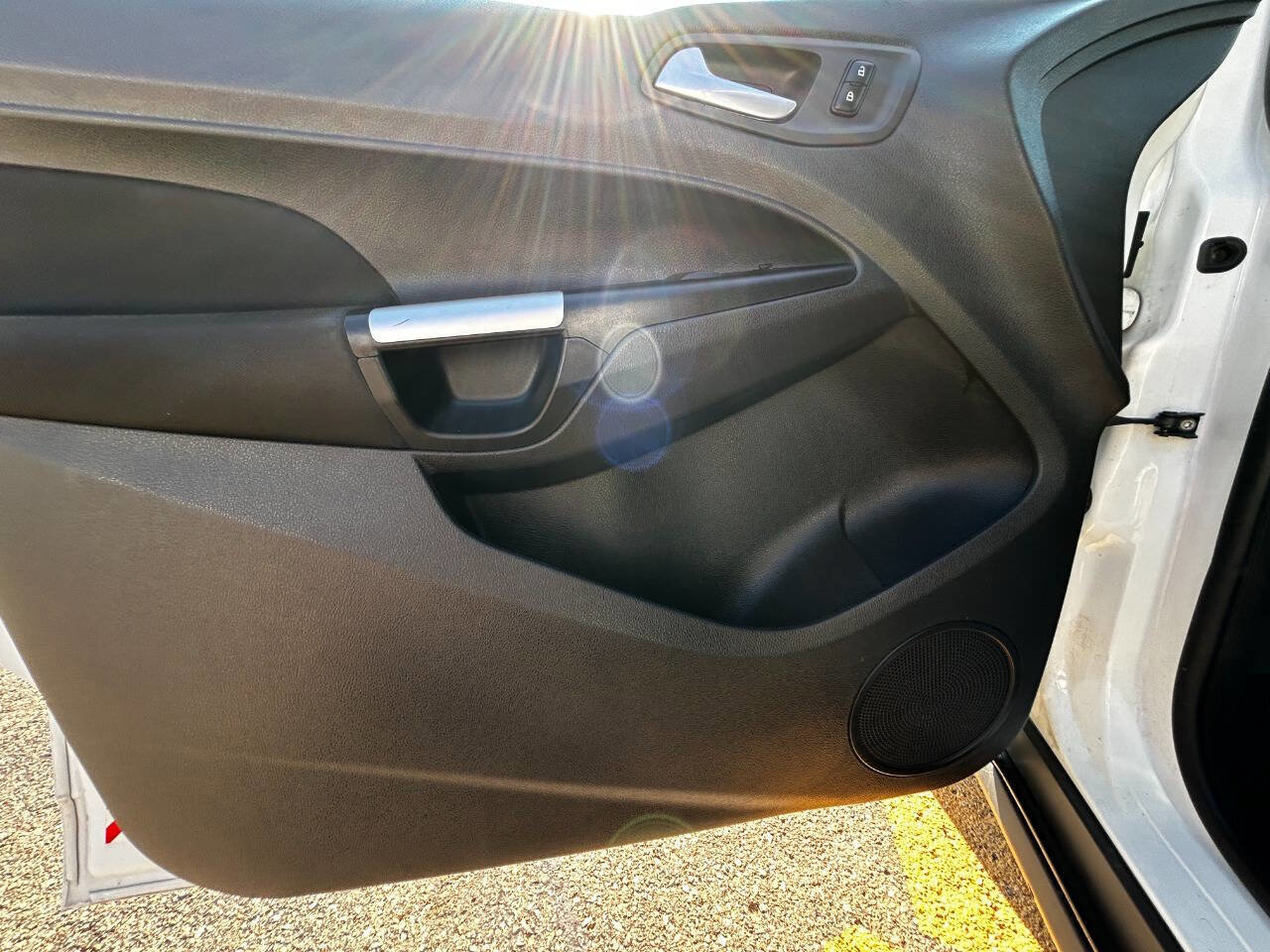 Used 2018 Ford Transit Connect XLT image 24