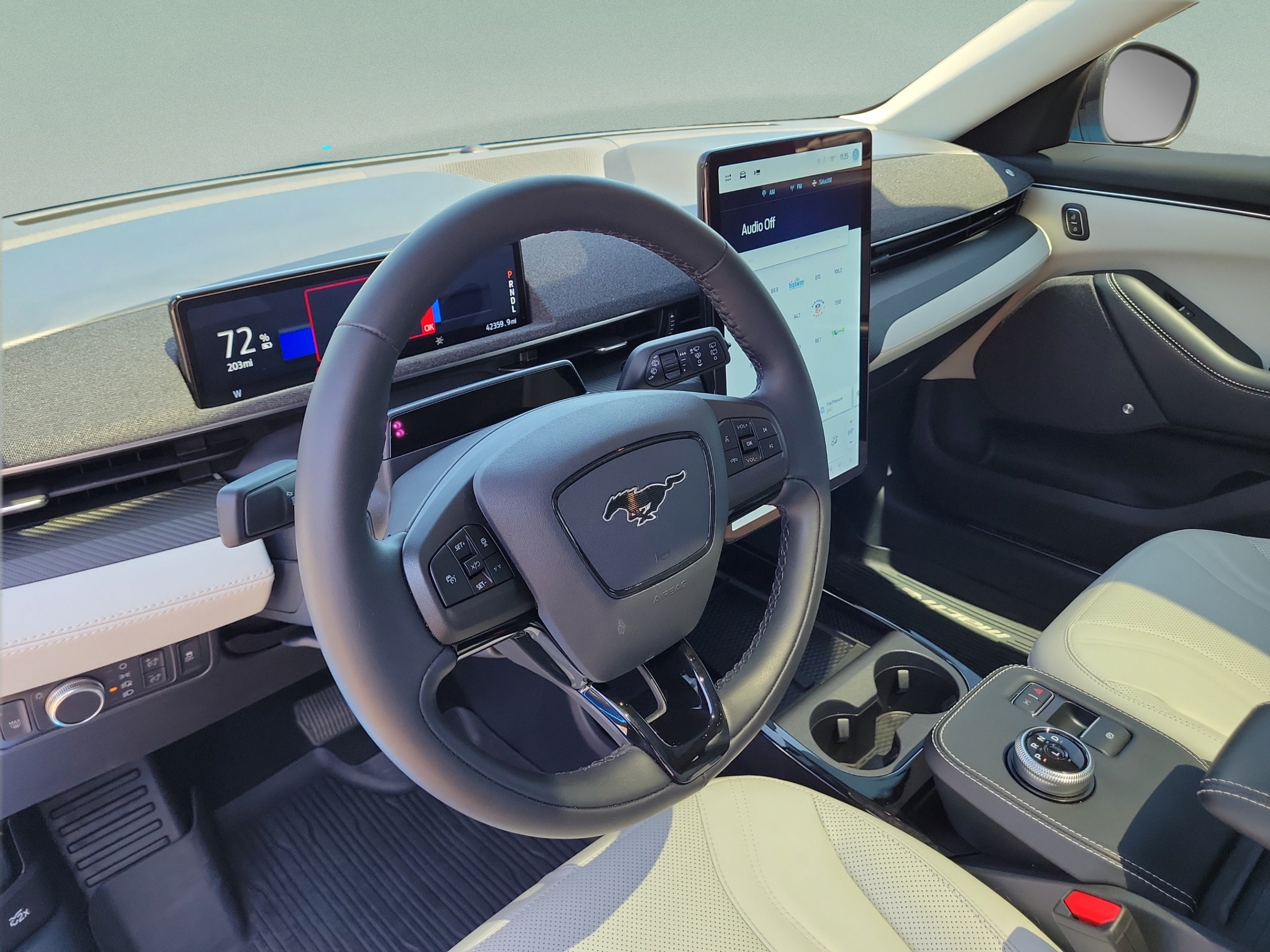 Certified 2022 Ford Mustang Mach-E Premium AWD/4WD image 25