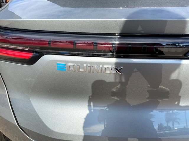 Certified 2024 Chevrolet Equinox EV LT FWD image 26