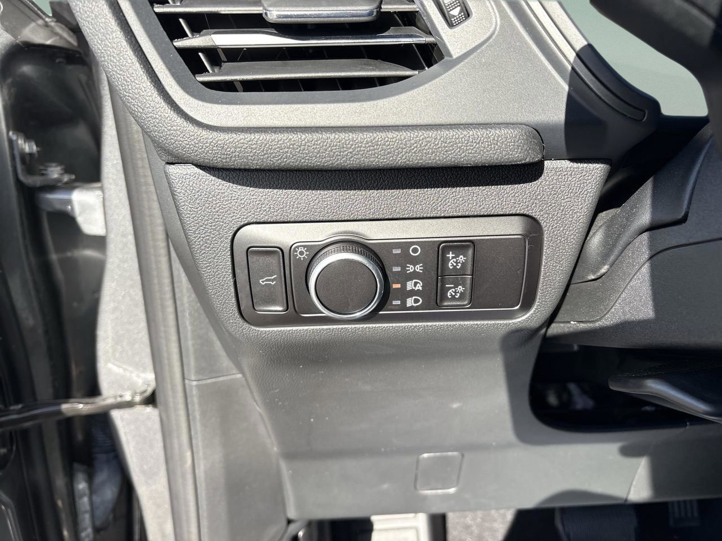 Used 2023 Ford Escape Active w/ Tech Pack #1 image 30