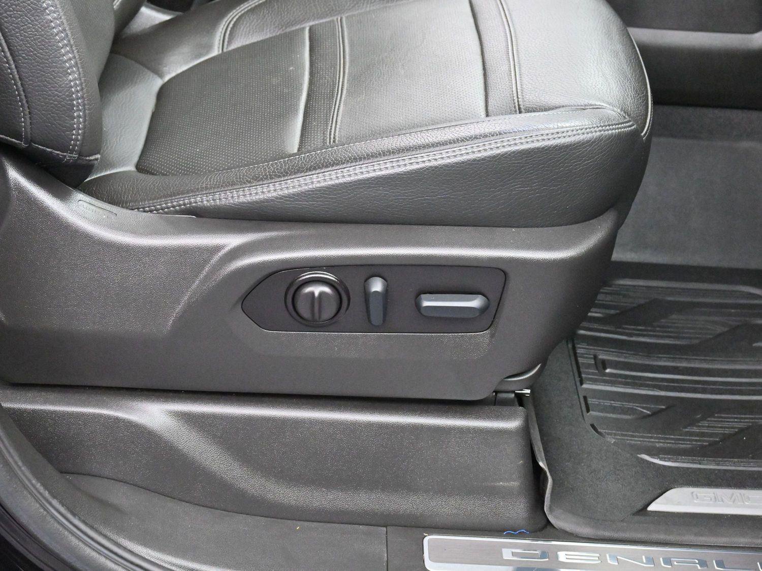 Used 2022 GMC Sierra 1500 Denali w/ Denali Reserve Package image 32