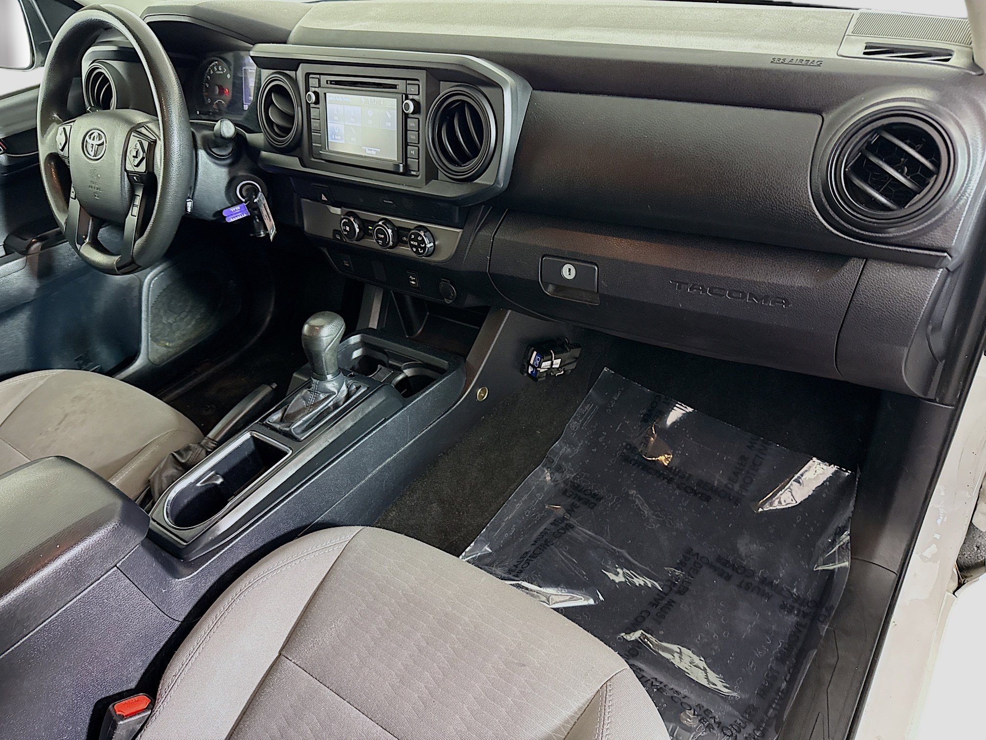 Used 2019 Toyota Tacoma SR image 29