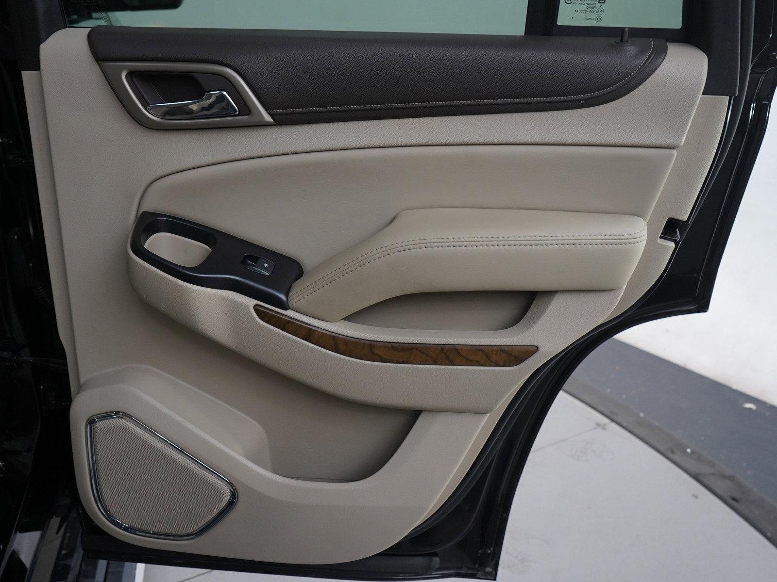 Used 2018 GMC Yukon Denali image 15