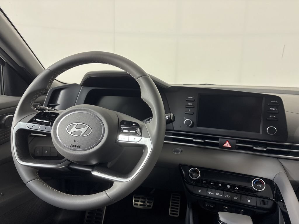 New 2026 Hyundai Elantra SEL Sport Premium FWD image 22